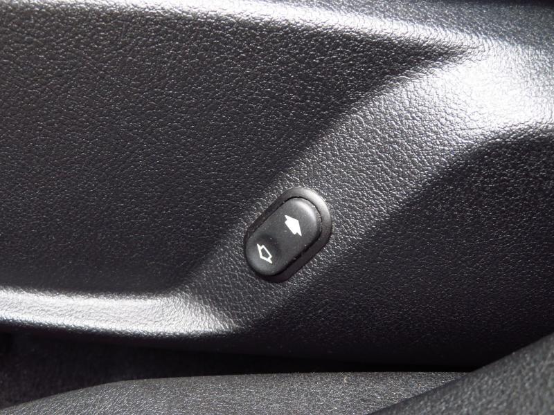 Prodám Ford Mondeo 1.6 EcoBoost - Photo 18