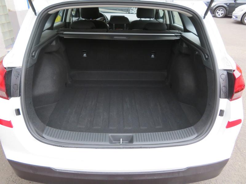 Prodám Hyundai i30 1.5 CVVT - Photo 13